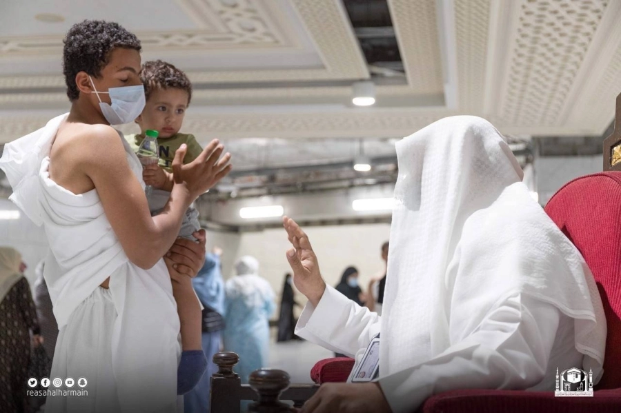 






الإجابة عن أسئلة القاصدين                      ( مكة)