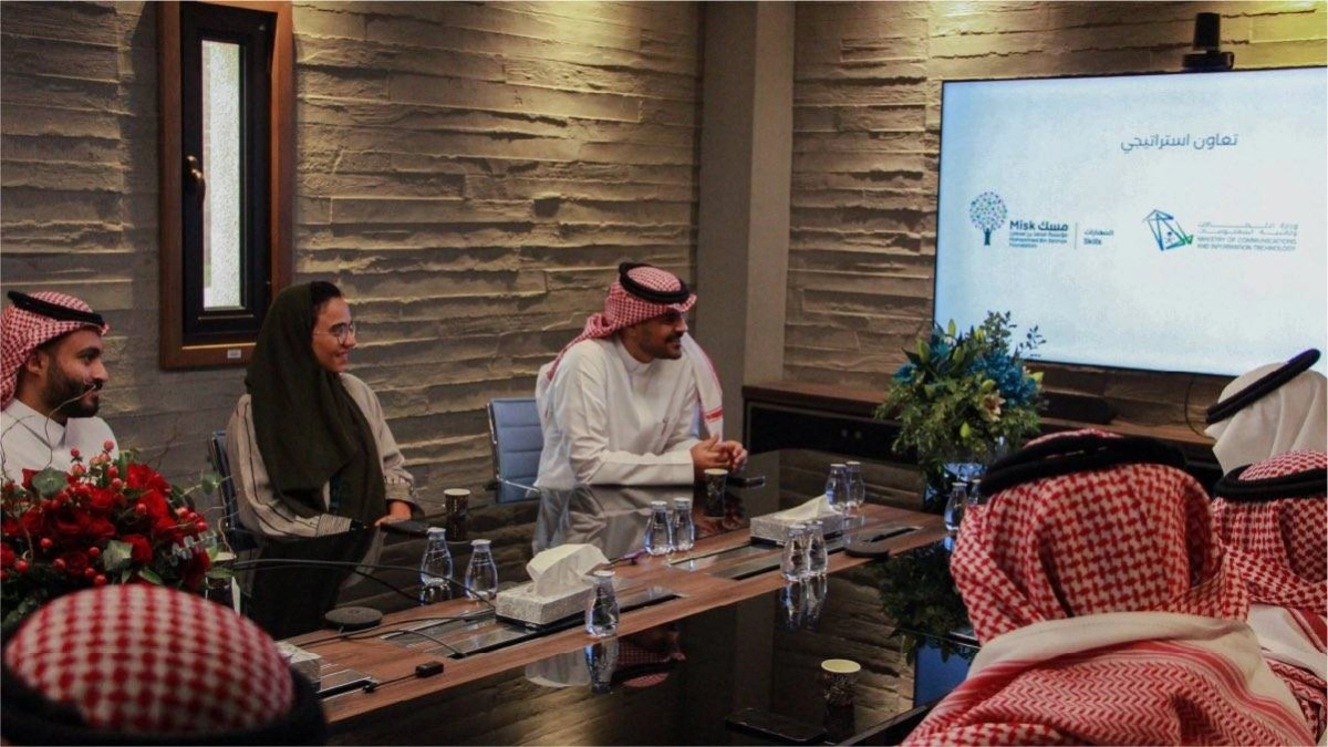 برامج متنوعة لتمكين وتنمية مهارات الشباب