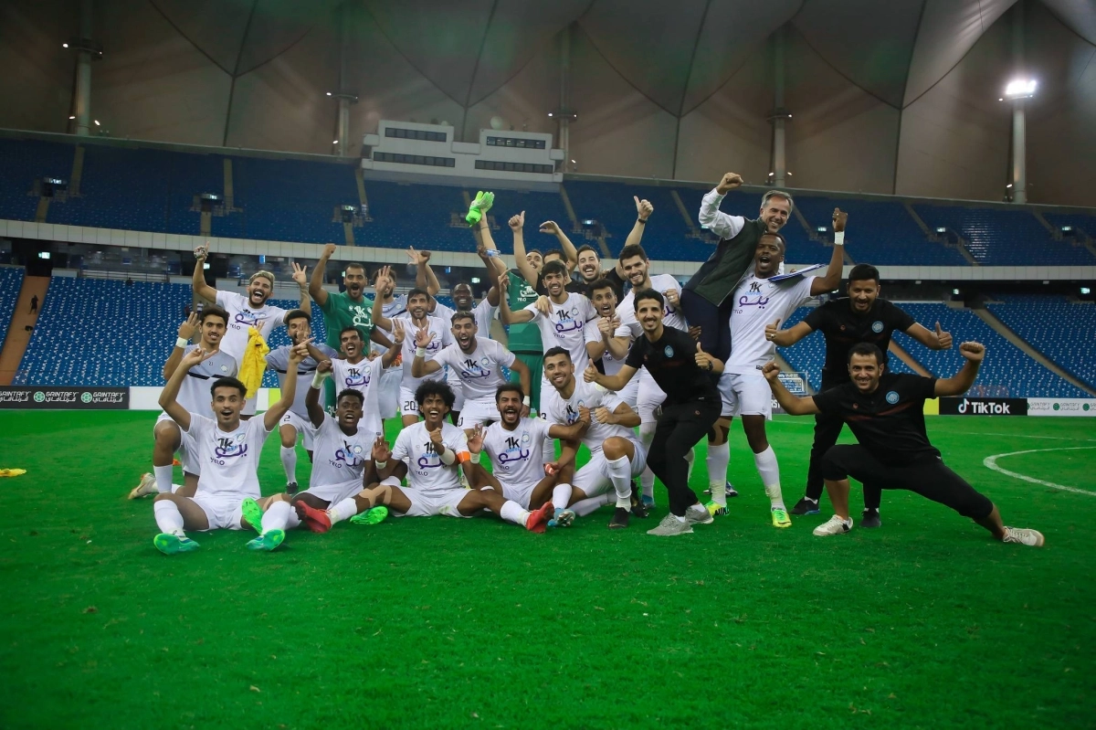 






فرحة لاعبي الأخدود بالفوز على الرياض