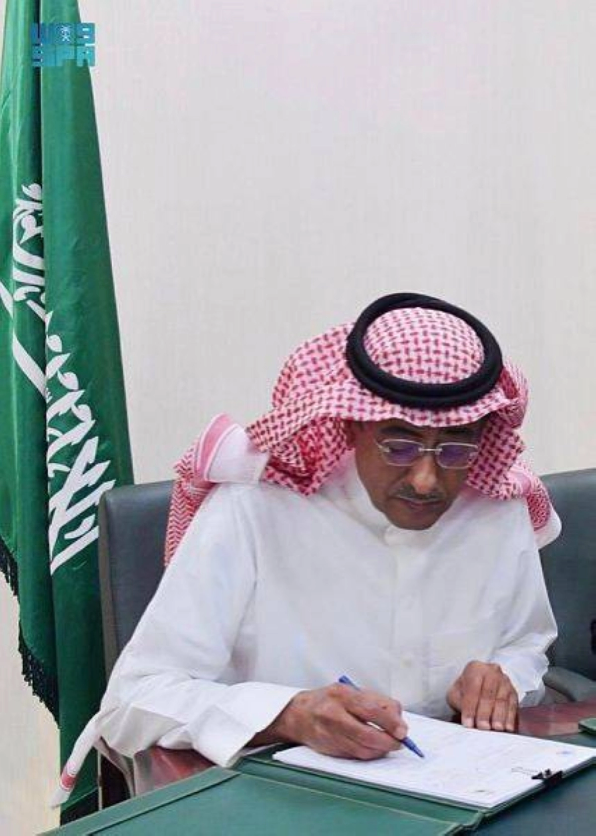 






البيز يوقع اتفاقية المساعدات   (واس)