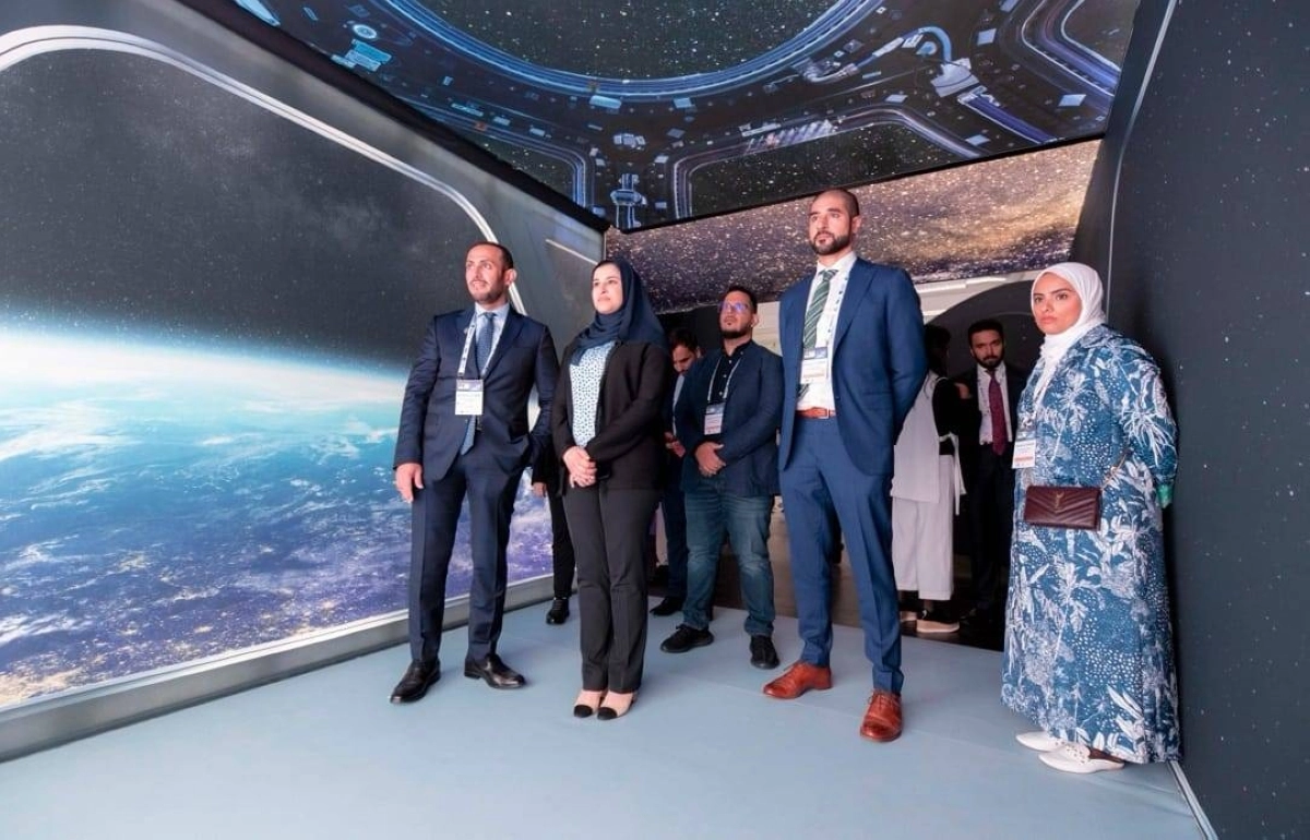 






جانب من معرض الملاحة الفضائية                                                       (مكة)