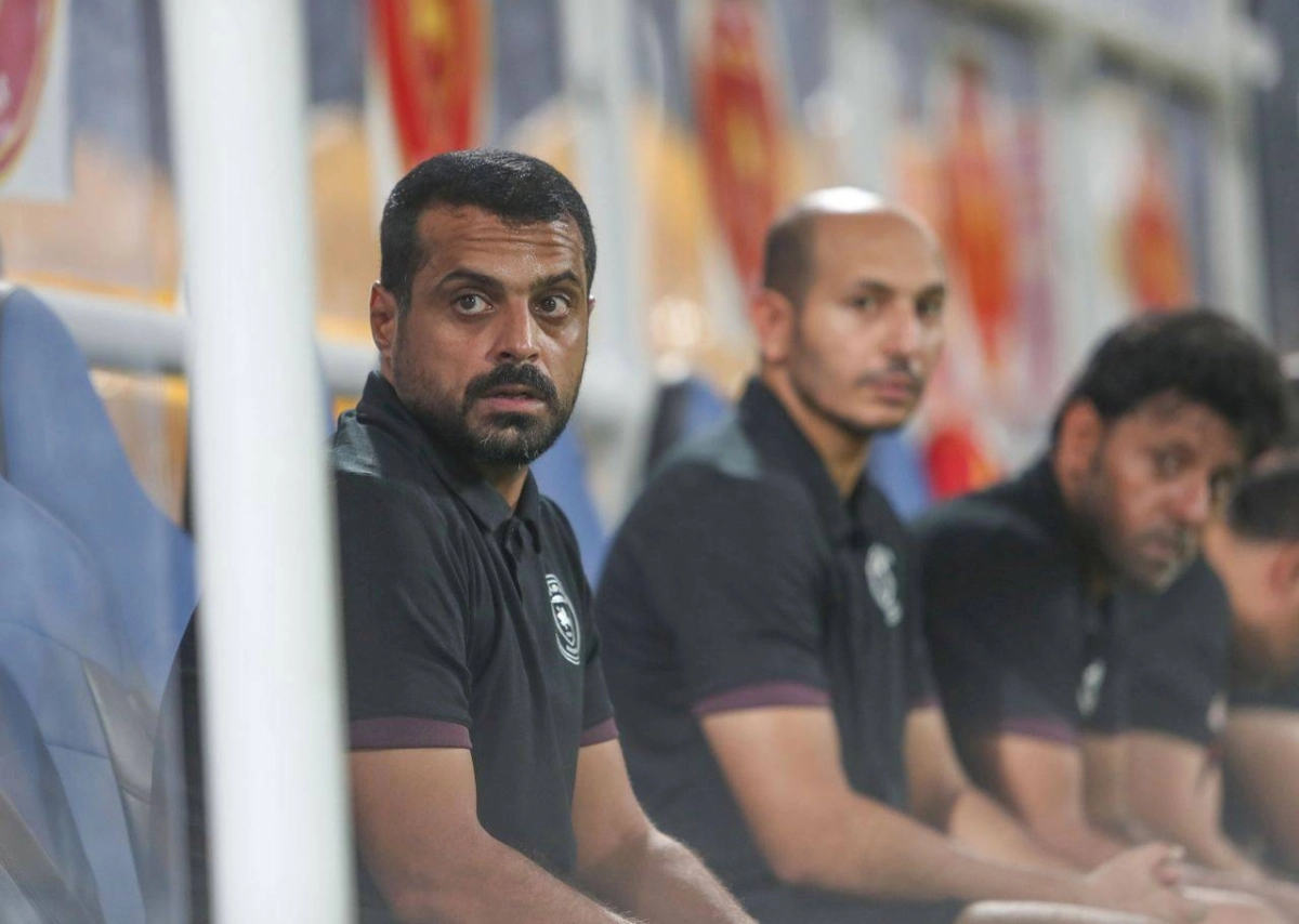 






القادسية أنهى خدمات مدربه الوطني خالد العطوي