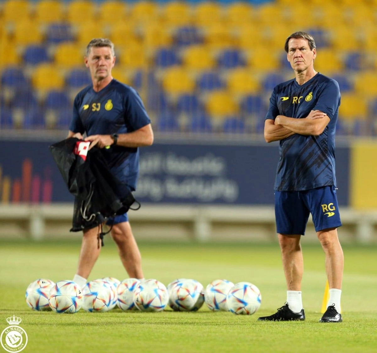 جارسيا يتابع التمرين