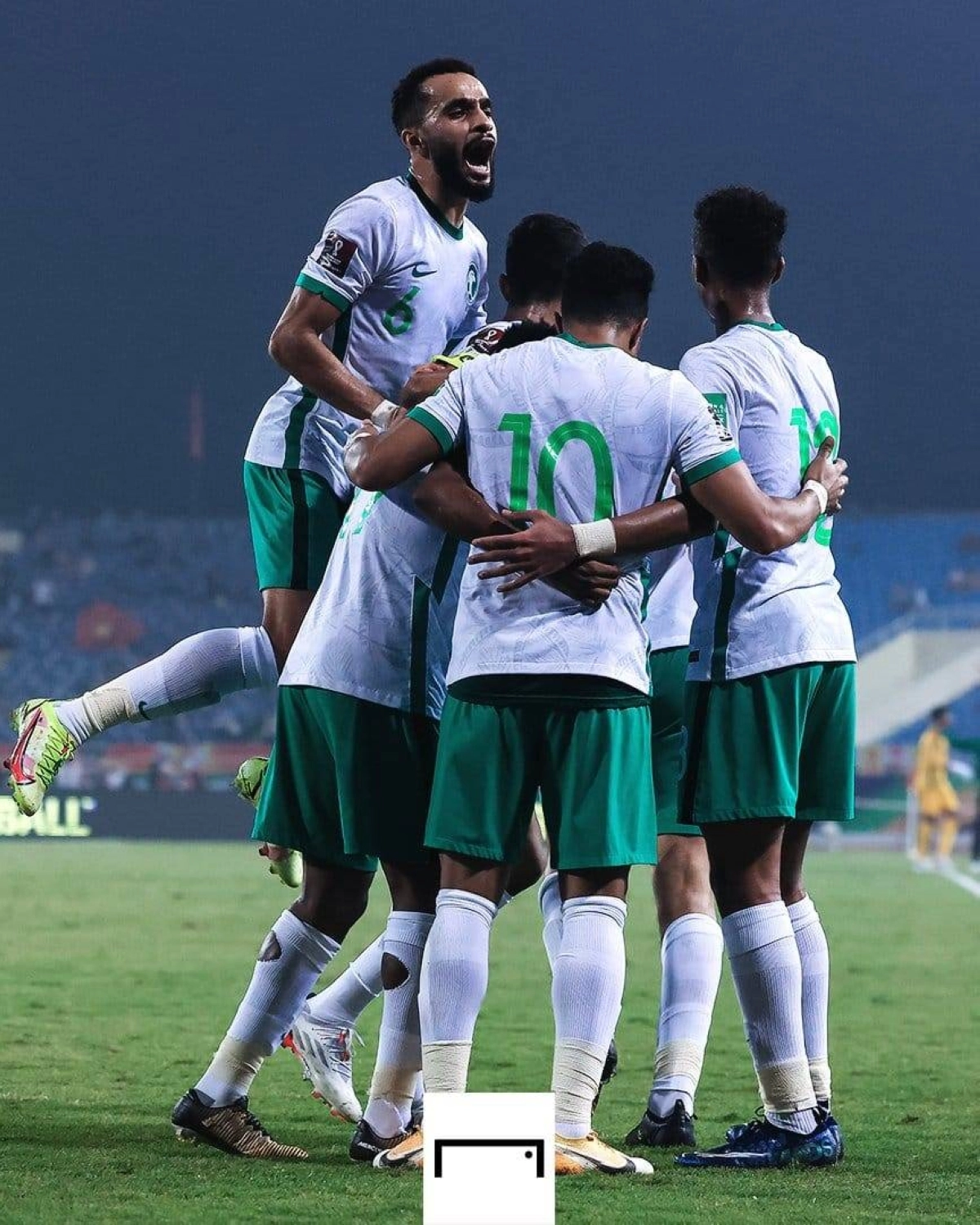 الأخضر بعد فوزه في احد اللقاءات