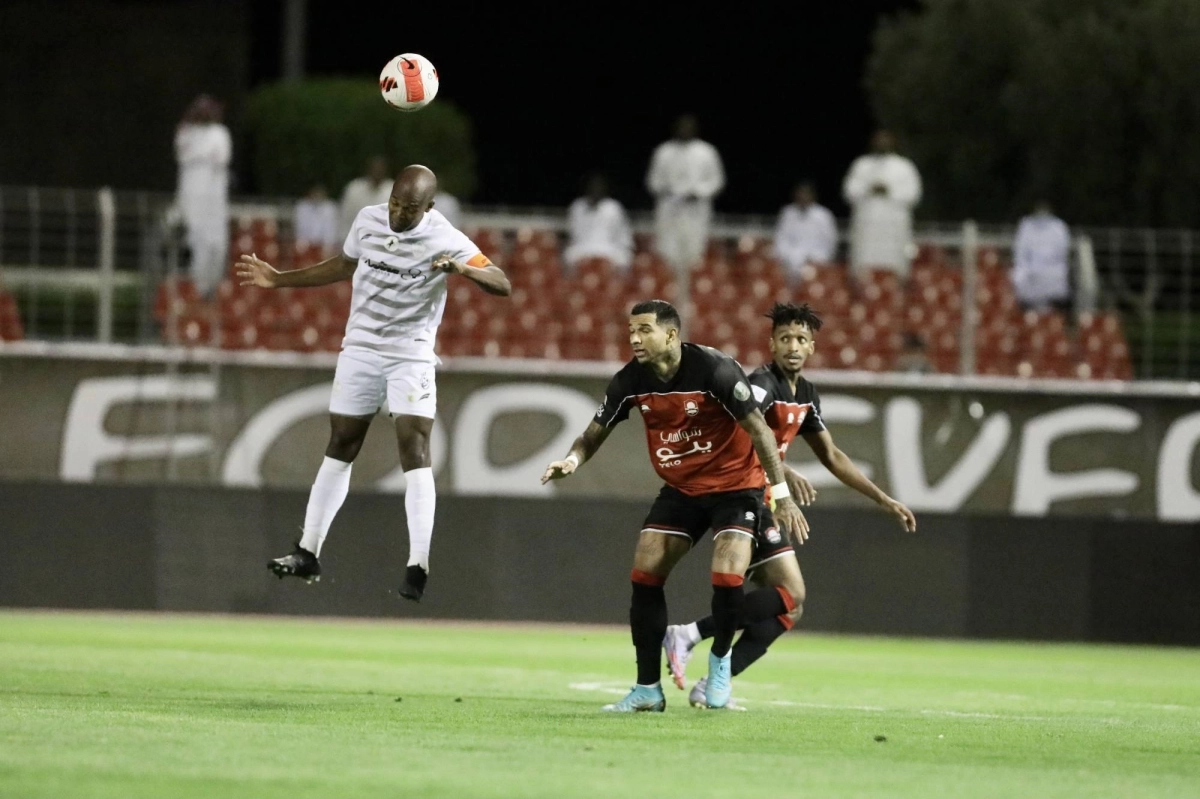 






من لقاء الطائي والرائد الموسم الماضي