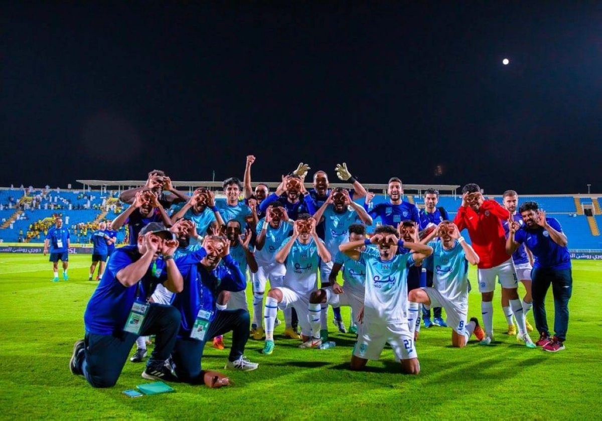 






احتفال لاعبي أبها بالفوز على التعاون