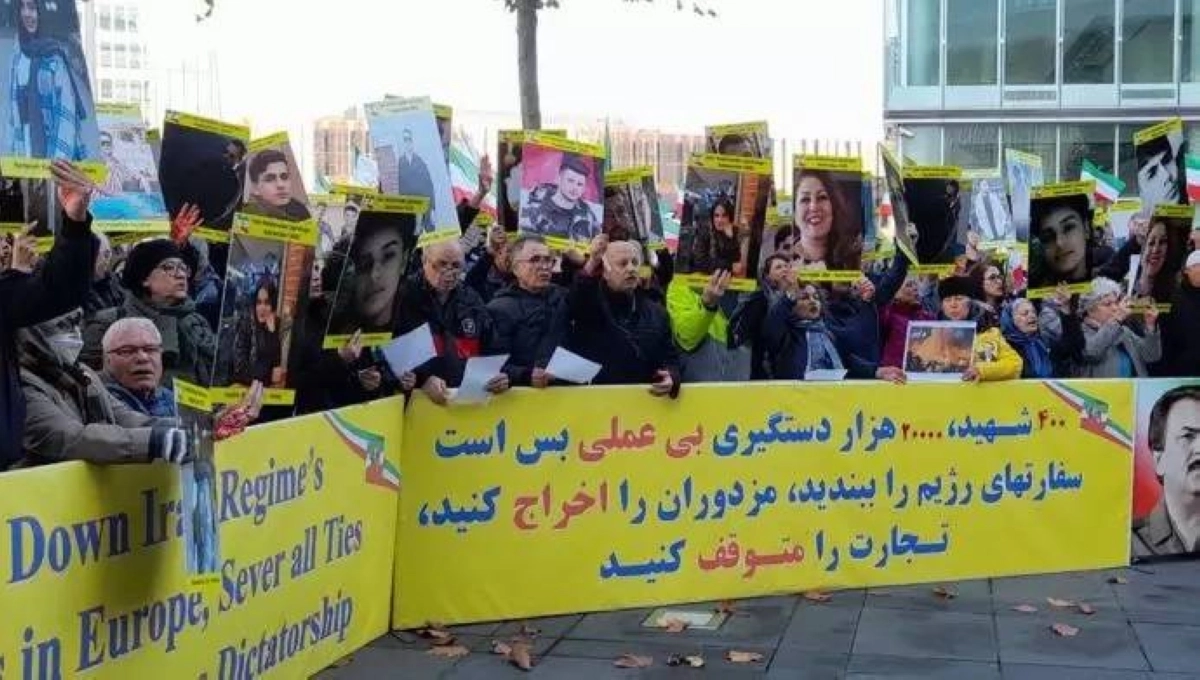 






احتجاجات الإيرانيين في لوكسمبورج                                     (مكة)