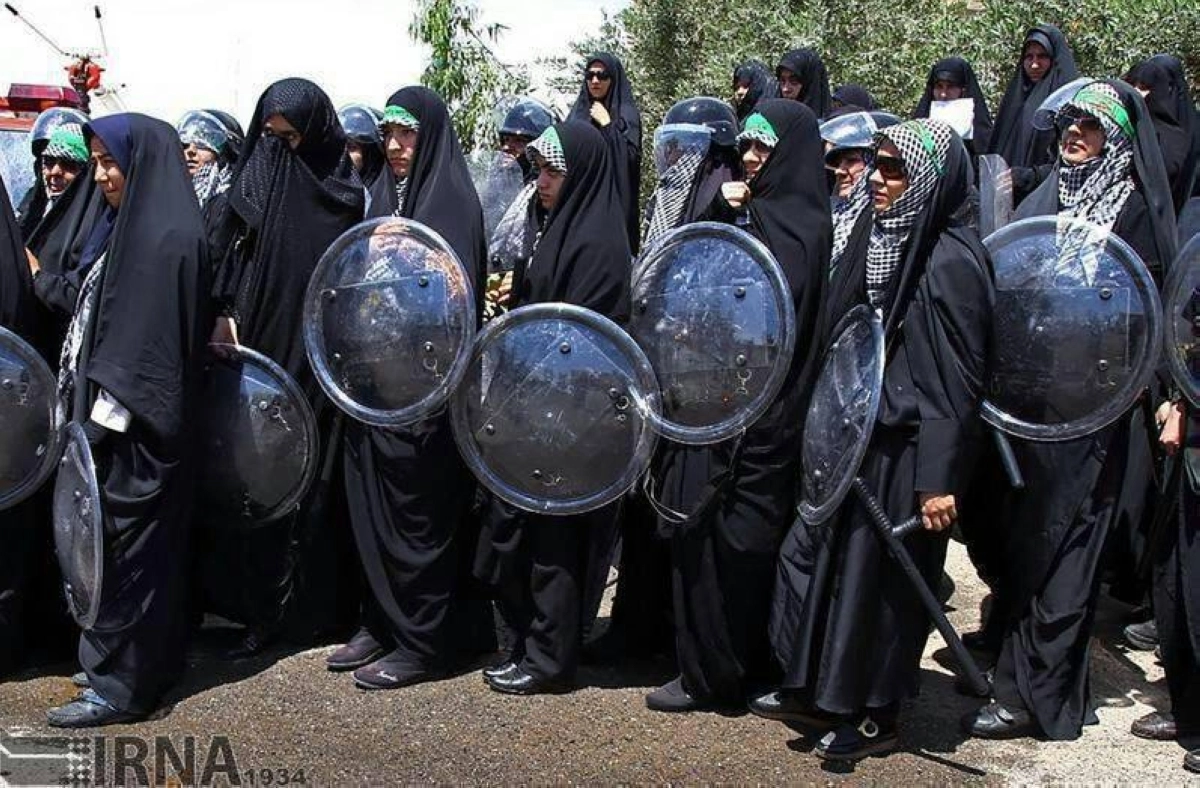 






عناصر من ميليشيات الزينبيات                        (مكة)