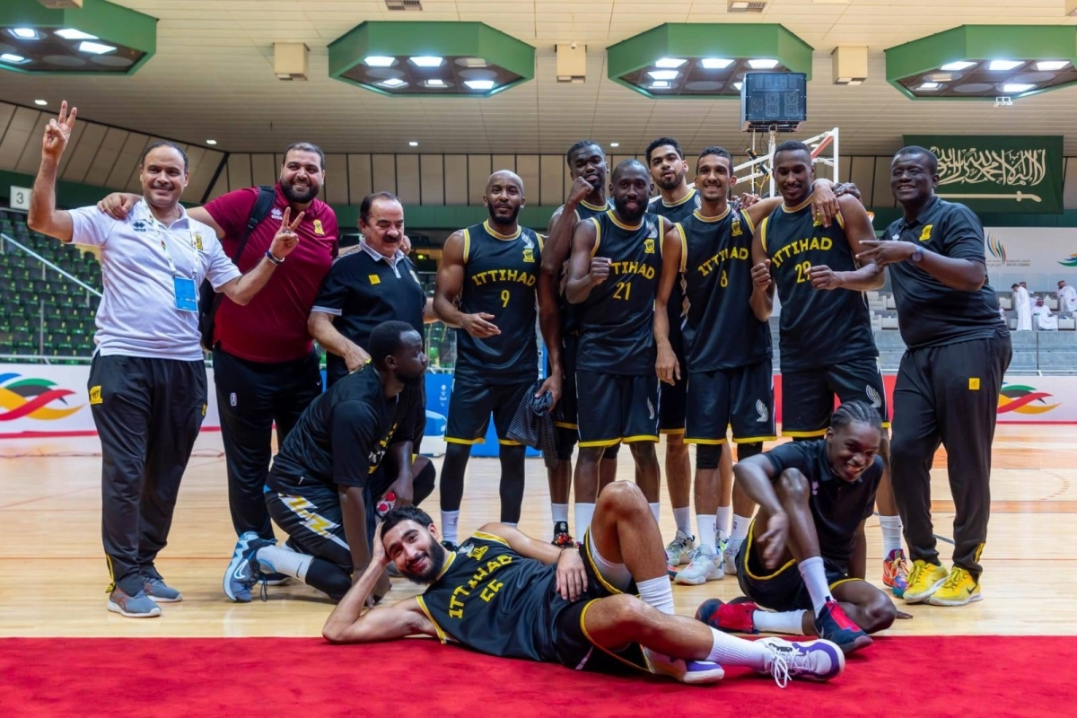 

فرحة سلة الاتحاد بالتأهل للنهائي