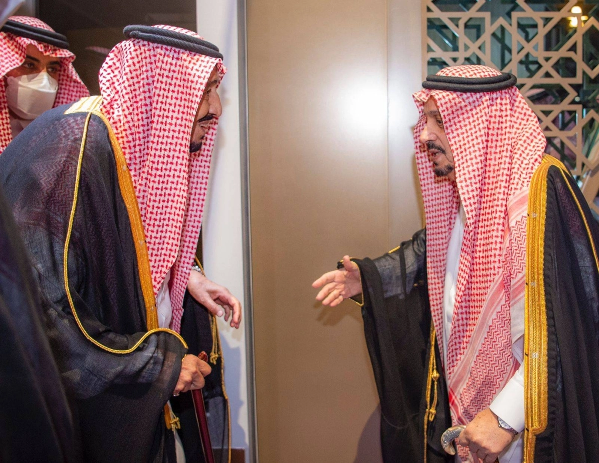 الملك سلمان بن عبدالعزيز لدى وصوله الرياض (واس)