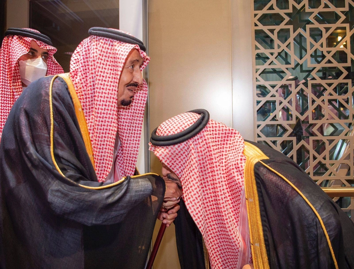 الملك سلمان بن عبدالعزيز لدى وصوله الرياض (واس) 