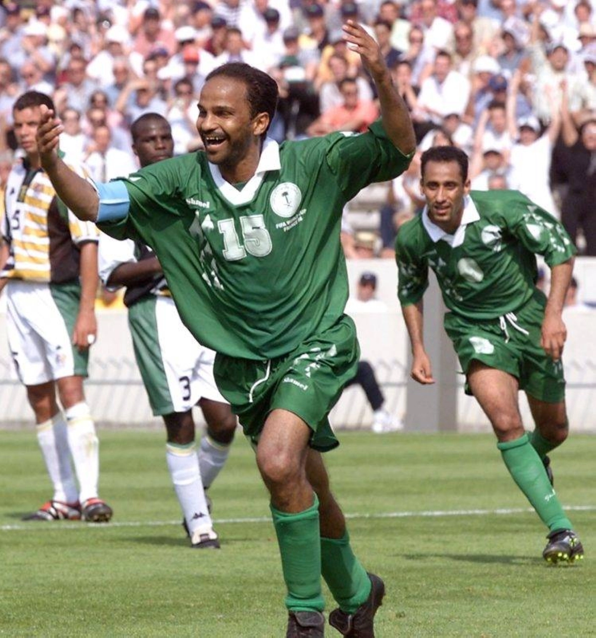 

يوسف الثنيان