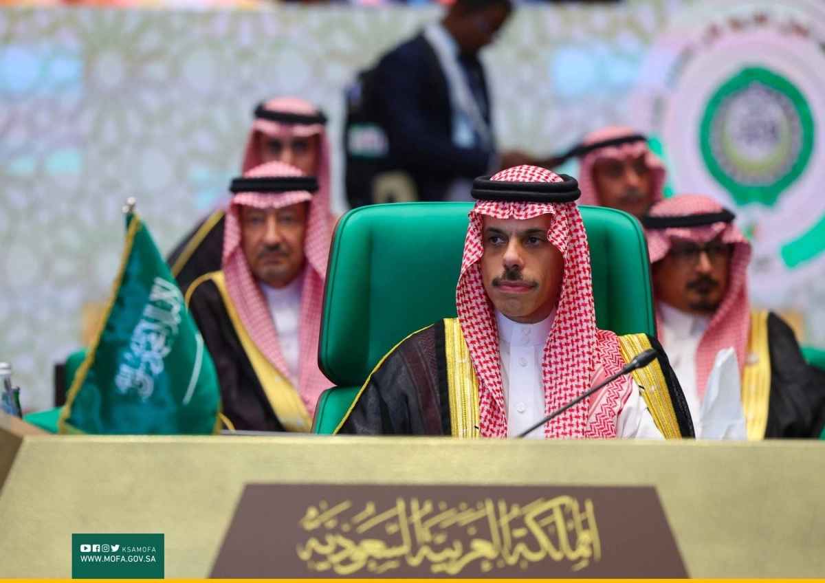 فيصل بن فرحان يلقي كلمة المملكة في القمة العربية (مكة)