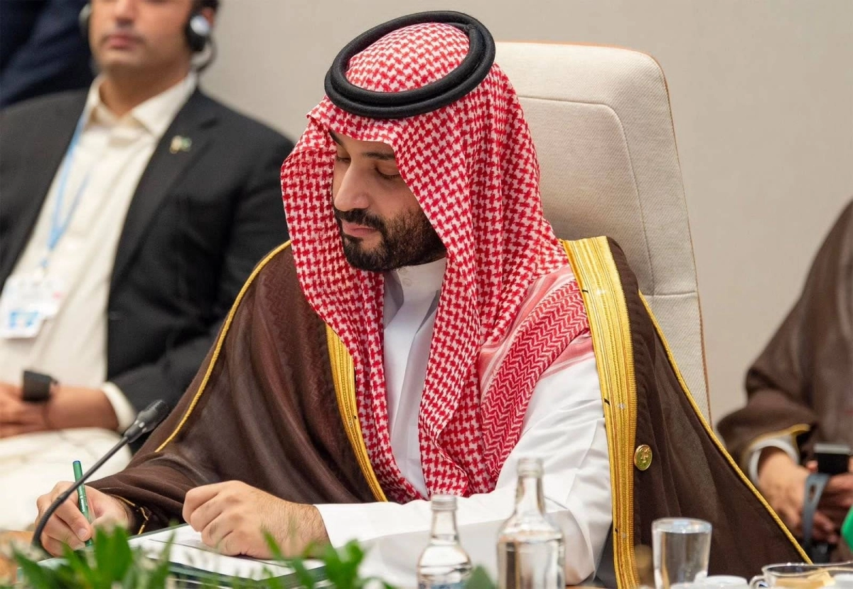 

ولي العهد يلقي كلمته خلال القمة