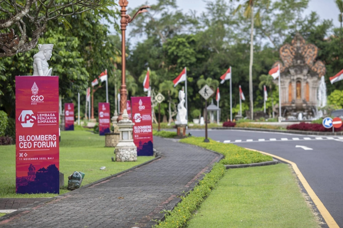 

من التجهيزات في مدينة بالي للقمة                                                  (مكة)