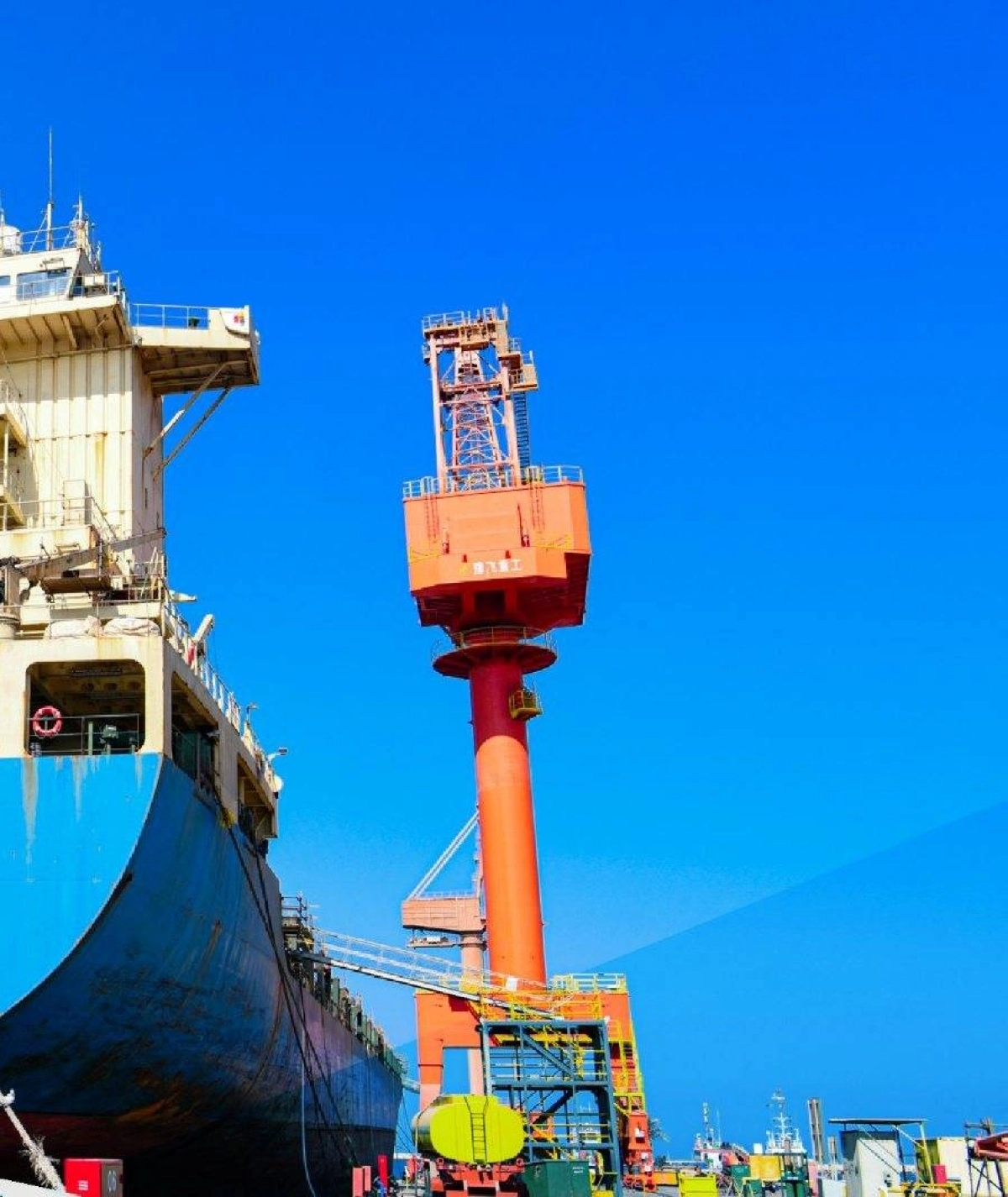 

MSC ALIZEE III في حوض الملك فهد لإصلاح السفن