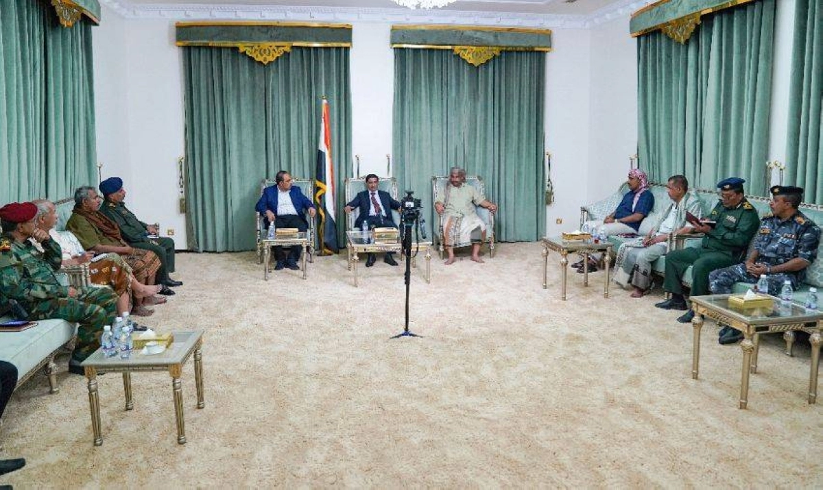 

اجتماع عضو الرئاسي اليمني فرج البحسني                                                                (مكة)