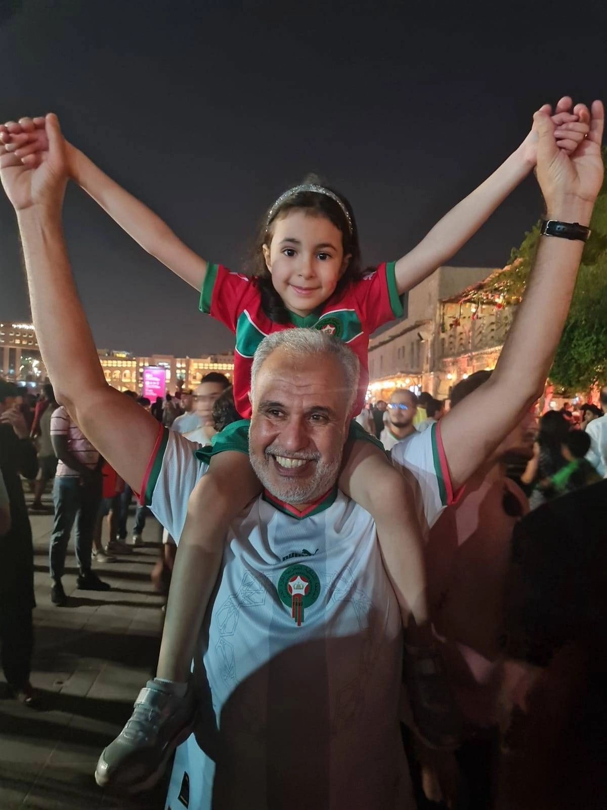 

الابتسامة تعلو وجوه الصغار والكبار