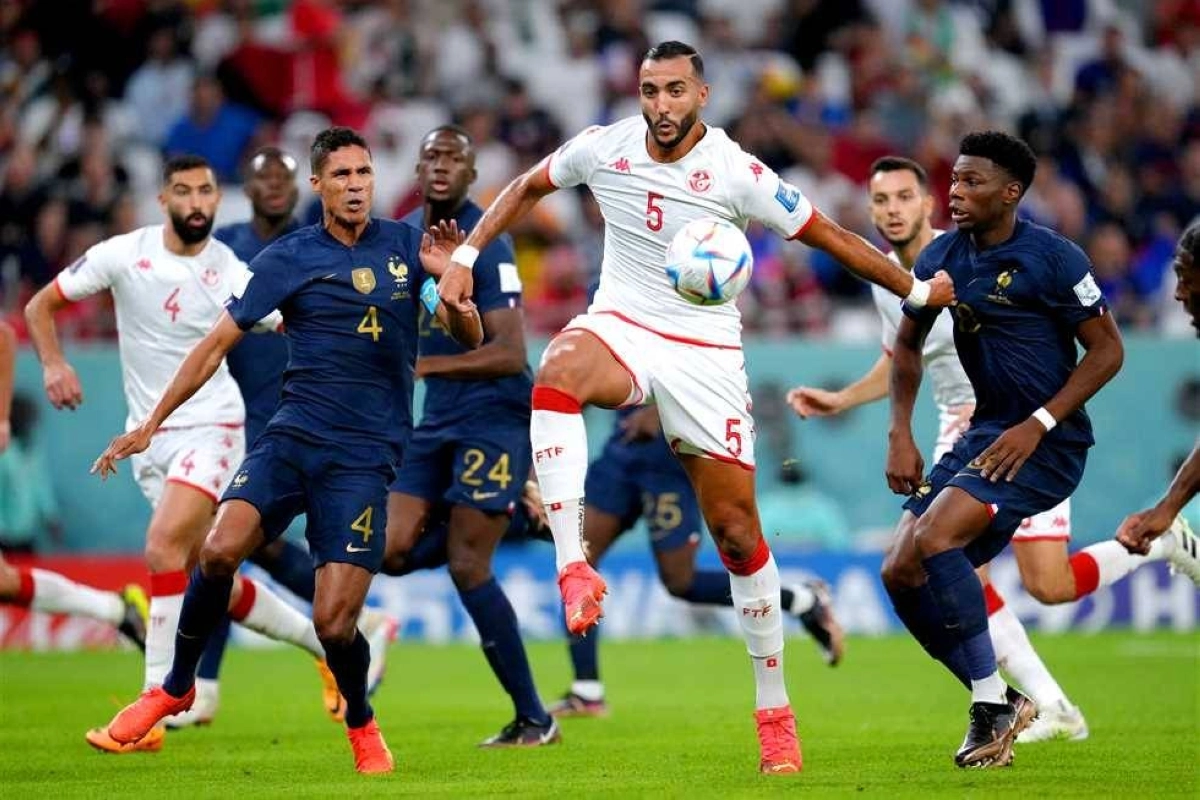 

 لقاء فرنسا وتونس                            (د ب أ)