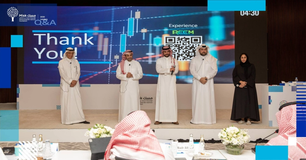 

طلاب يتحدثون عن مشاريعهم                                                (مكة)