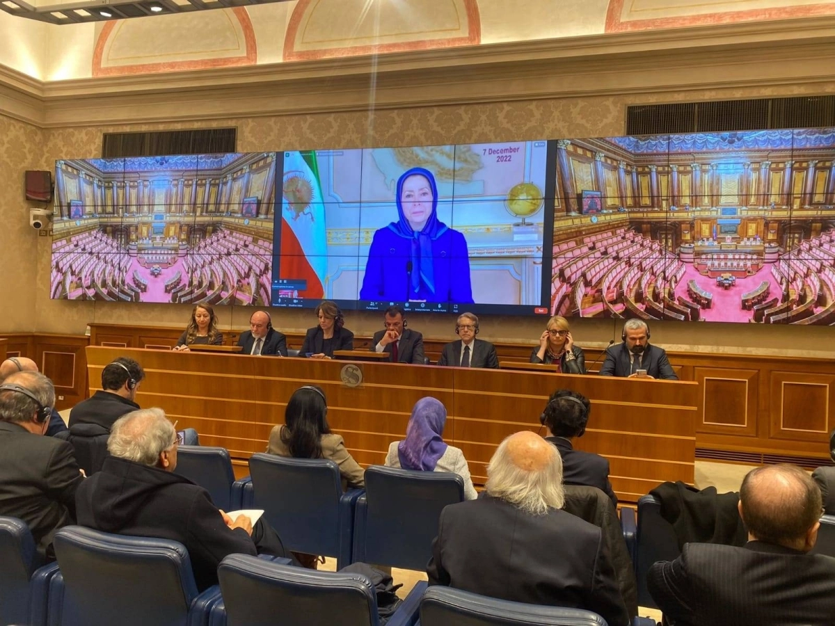 

مريم رجوي تتحدث لأعضاء مجلس الشيوخ الإيطالي                                                                 (مكة)