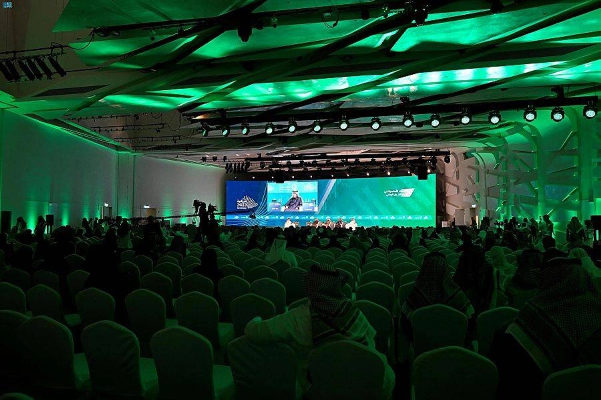 الحقيل خلال حديثه بالملتقى