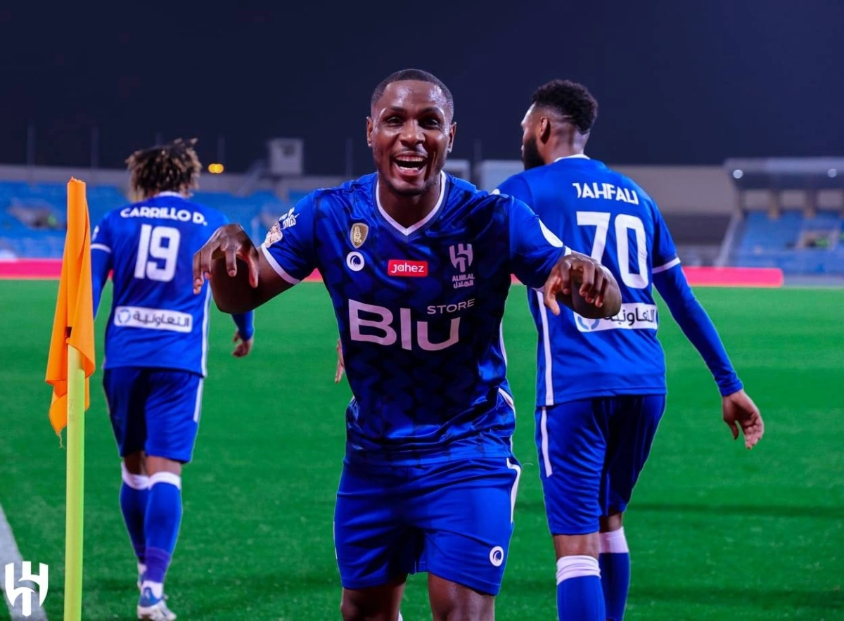 

إيغالو يحتفل بهدفه