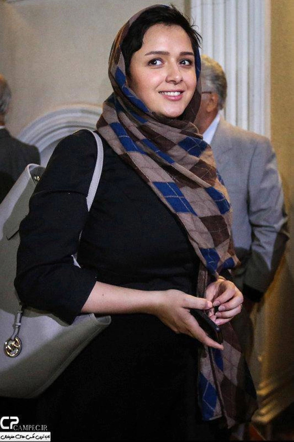 ترانة عليدوستي في قبضة نظام الملالي (مكة)