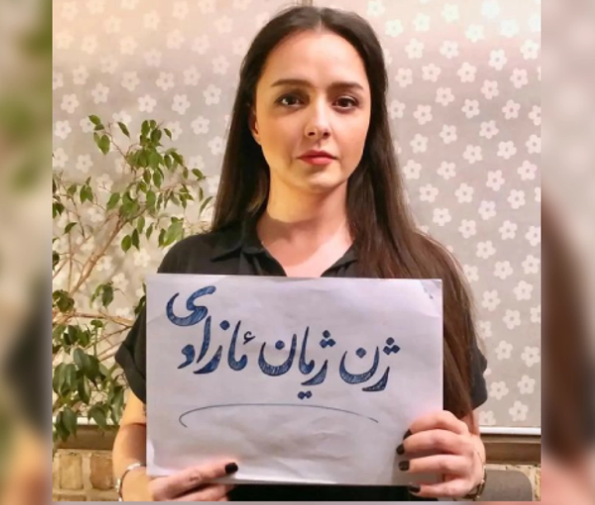 

ترانة علي دوستي في قبضة نظام الملالي                (مكة)