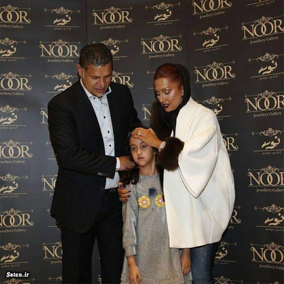 

دائي مع زوجته وابنته                                                      (مكة)