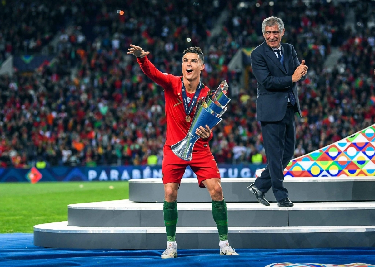 

بعد تحقيقه أمم أوروبا مع البرتغال