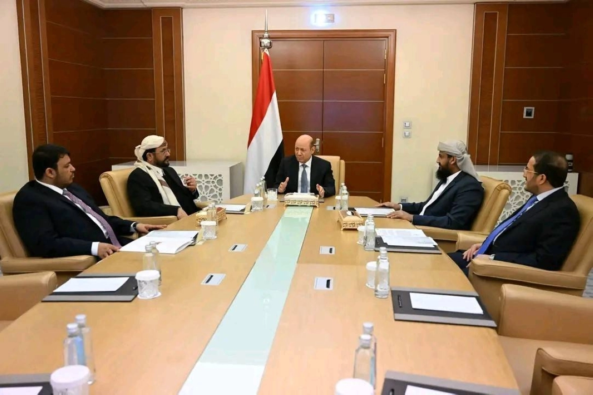 

اجتماع استثنائي لمجلس القيادة الرئاسي اليمني           (مكة)