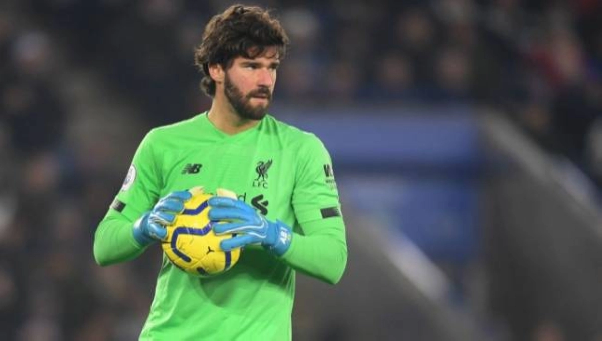 

أليسون بيكر