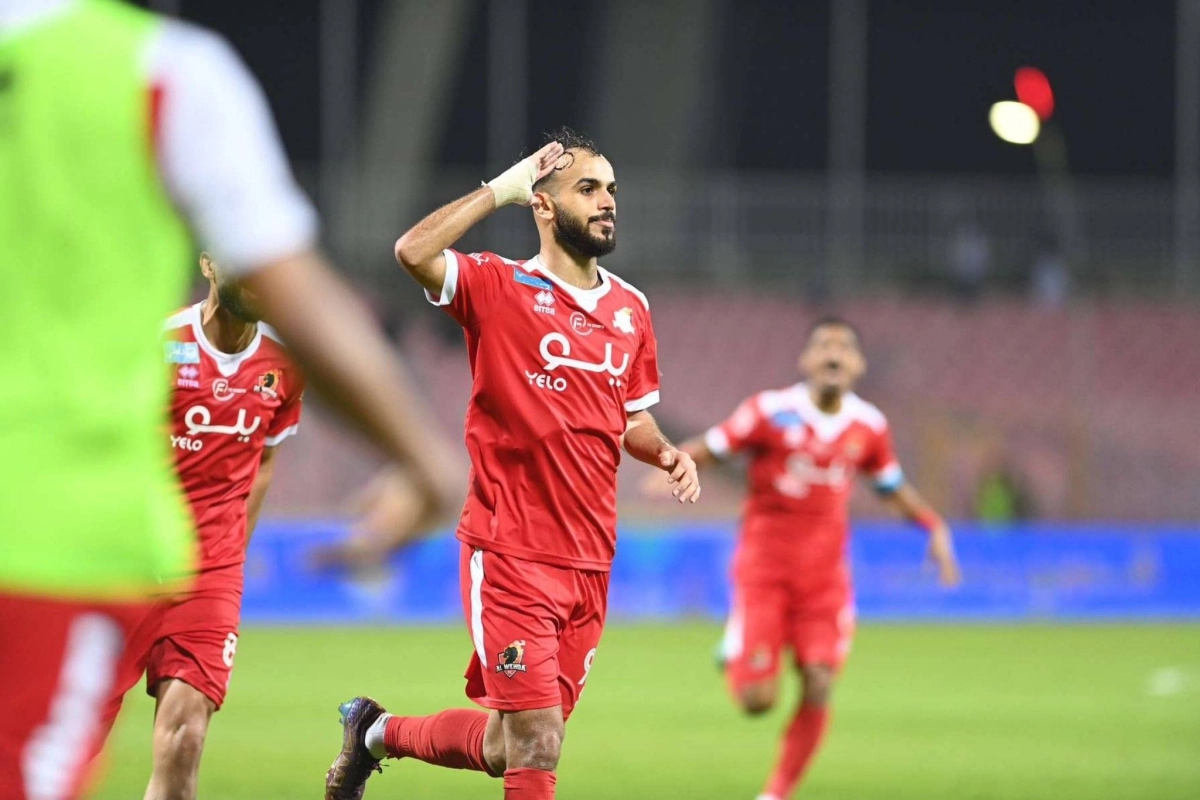 

هزاع الغامدي بعد هدفه في الشباب