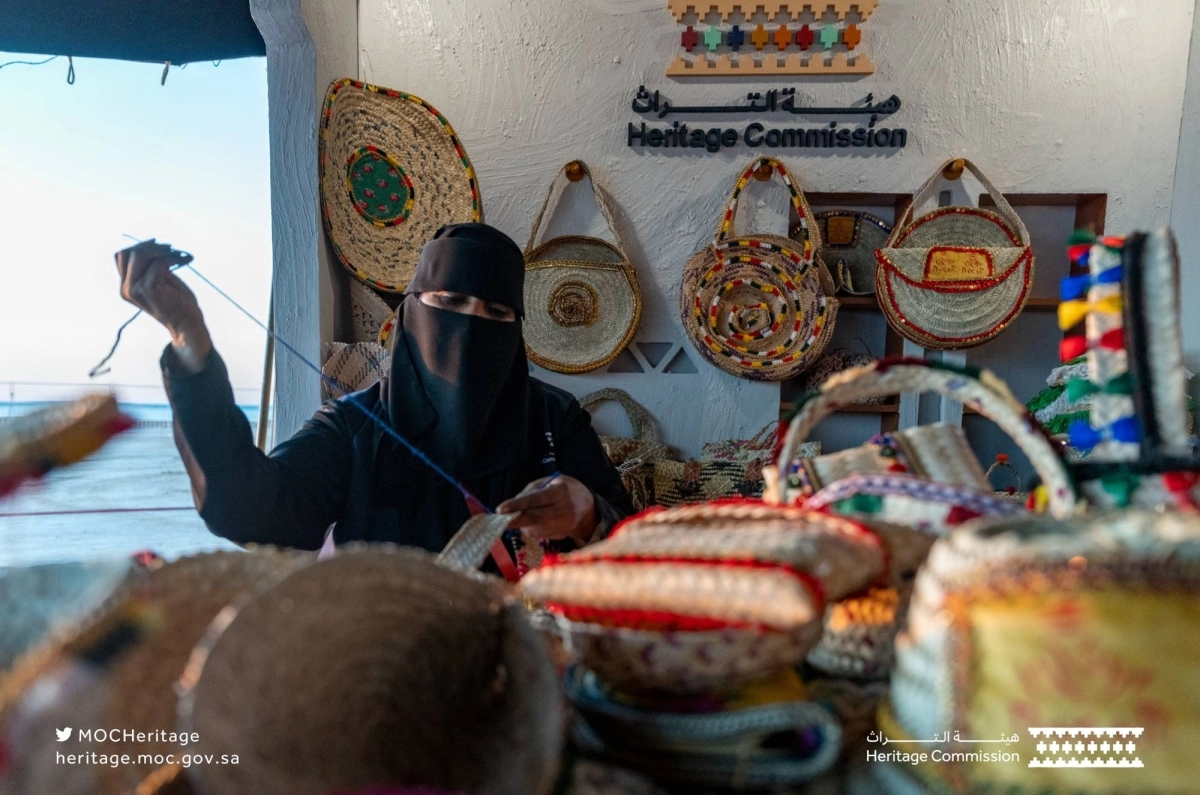 الحرف اليدوية في محطة هيئة التراث