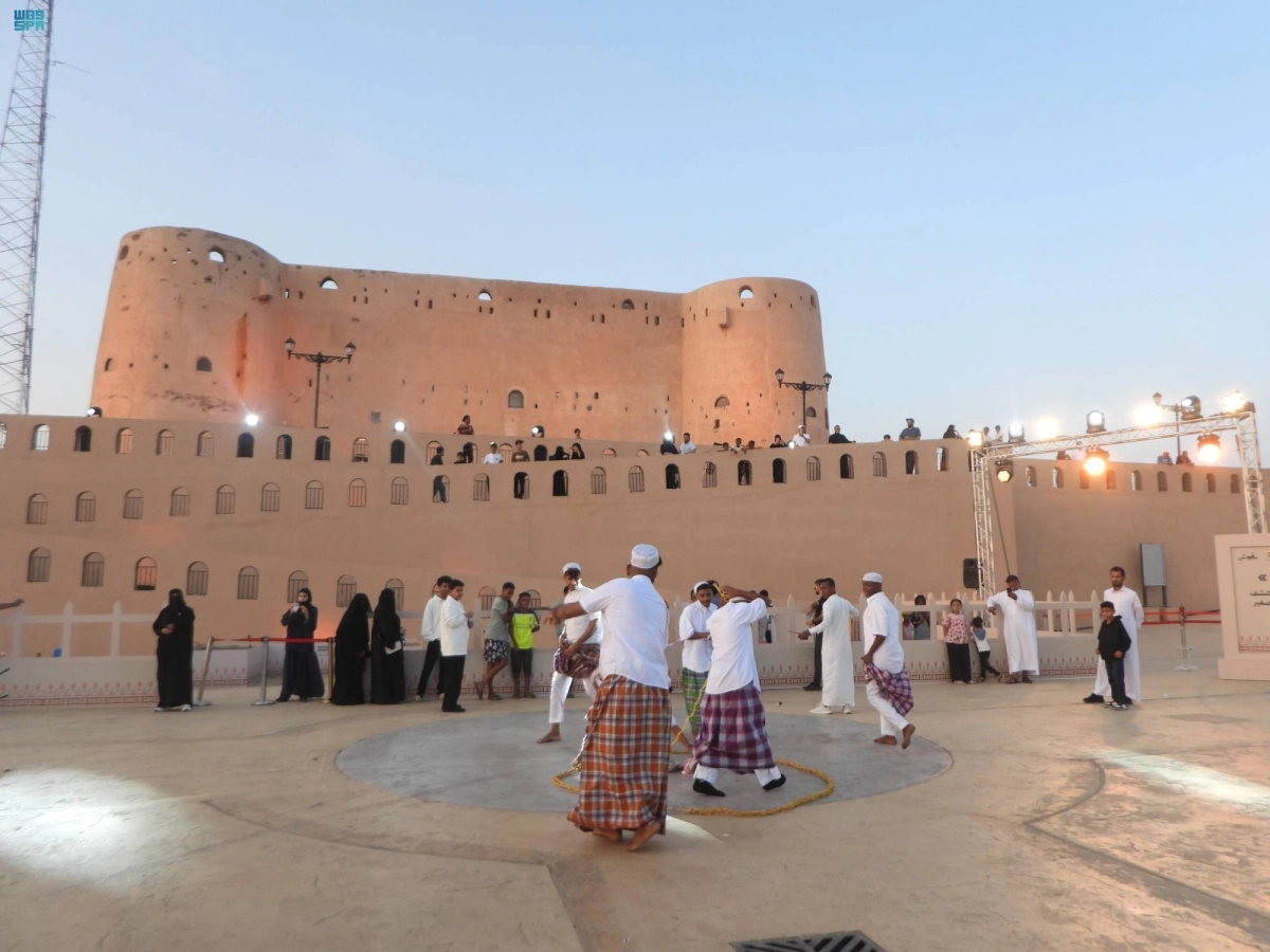 ألعاب شعبية بالقلعة الدوسرية                                           (مكة)