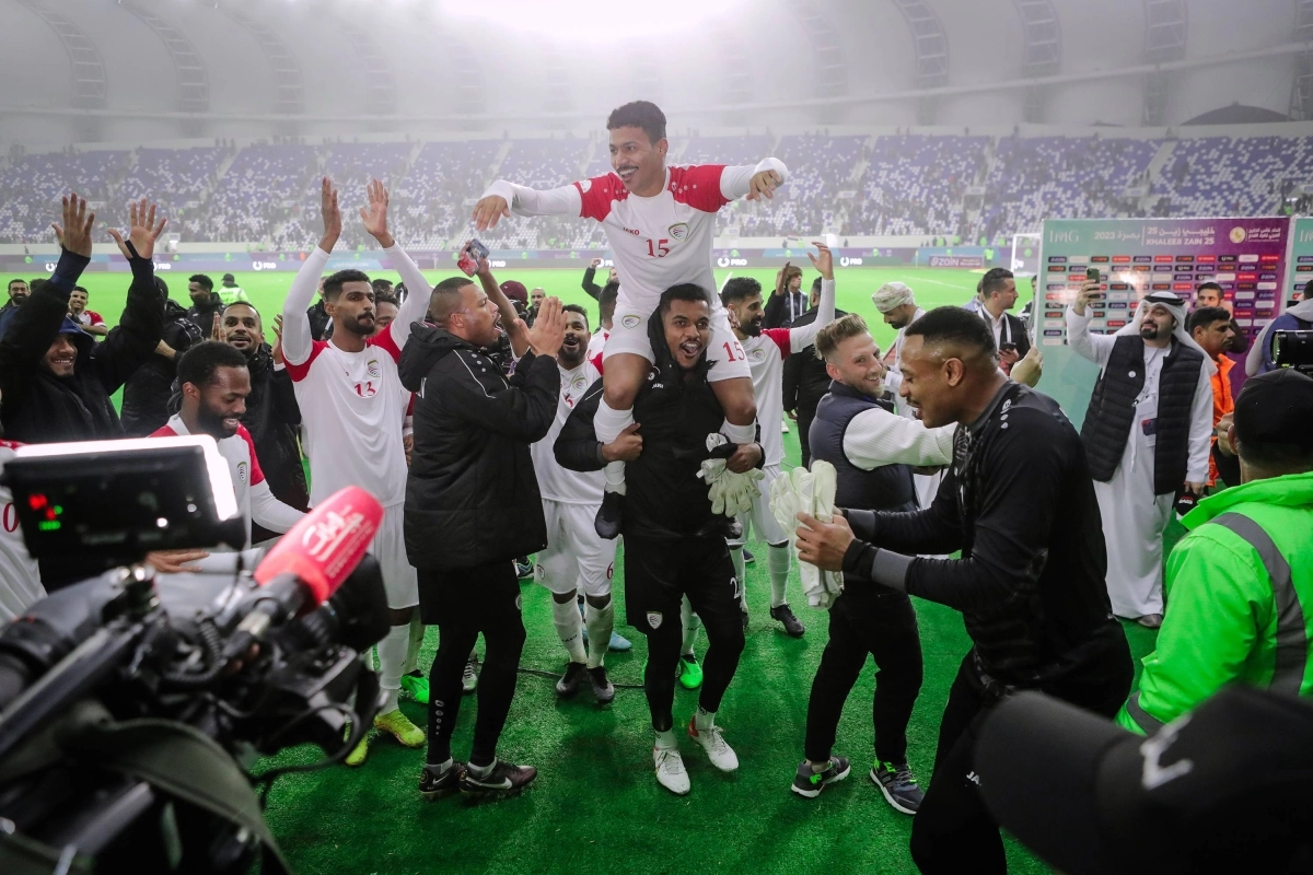 فرحة عمانية بالتأهل للنهائي