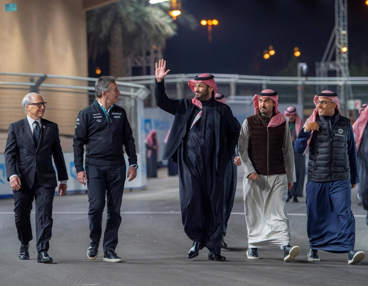 الأمير محمد بن سلمان خلال وصوله إلى مضمار السباق (واس)  