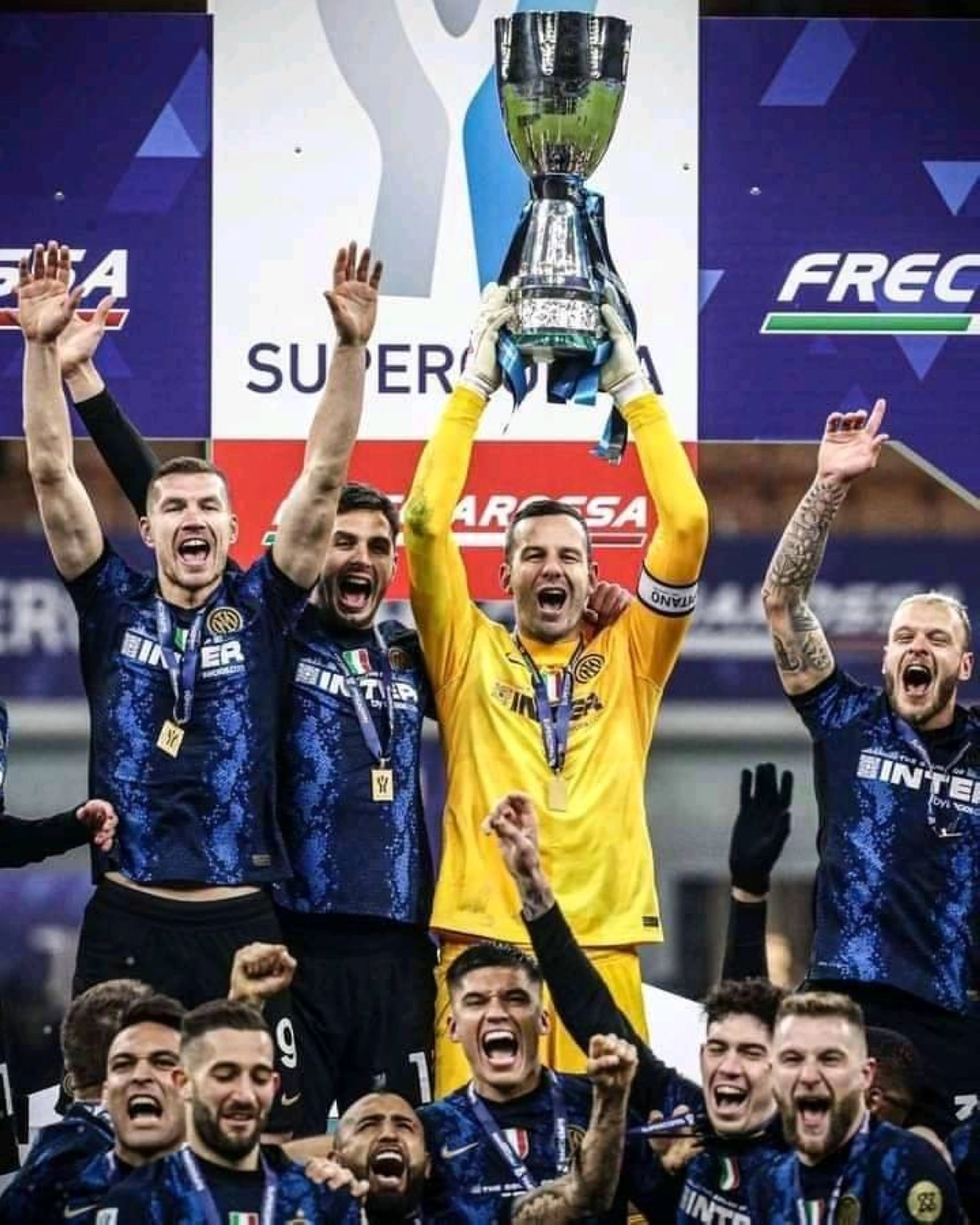 تتويج أنتر ميلان  بكأس السوبر الإيطالي