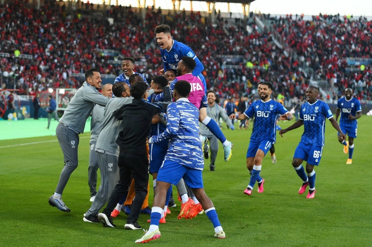 

فرحة لاعبي الهلال بالتأهل