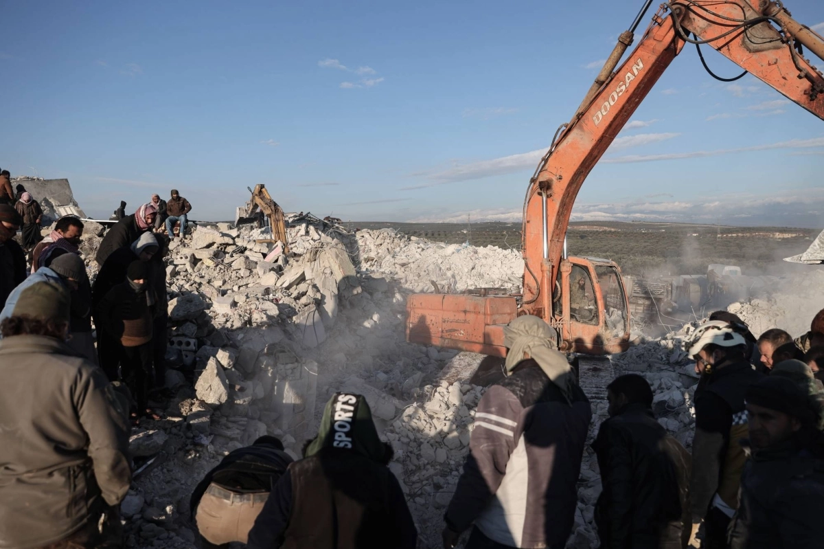 

البحث جار عن أحياء تحت الأنقاض