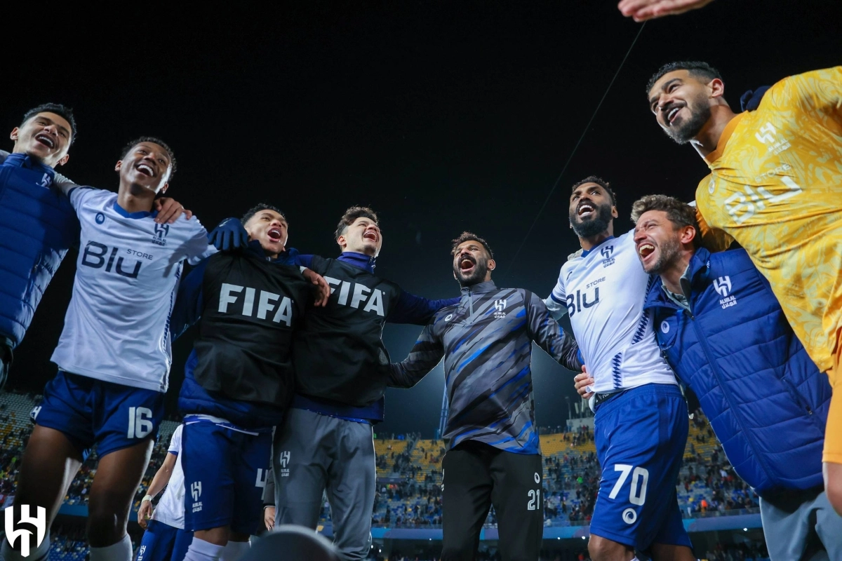 

فرحة كبيرة للهلاليين بعد تجاوز فلامنجو                                            (إعلامي الهلال)