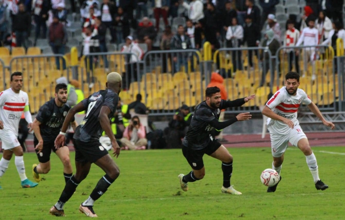

الزمالك وبلوزداد