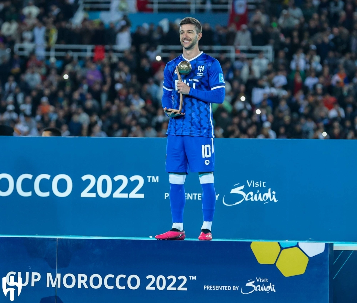 

فييتو ثالث أفضل لاعب