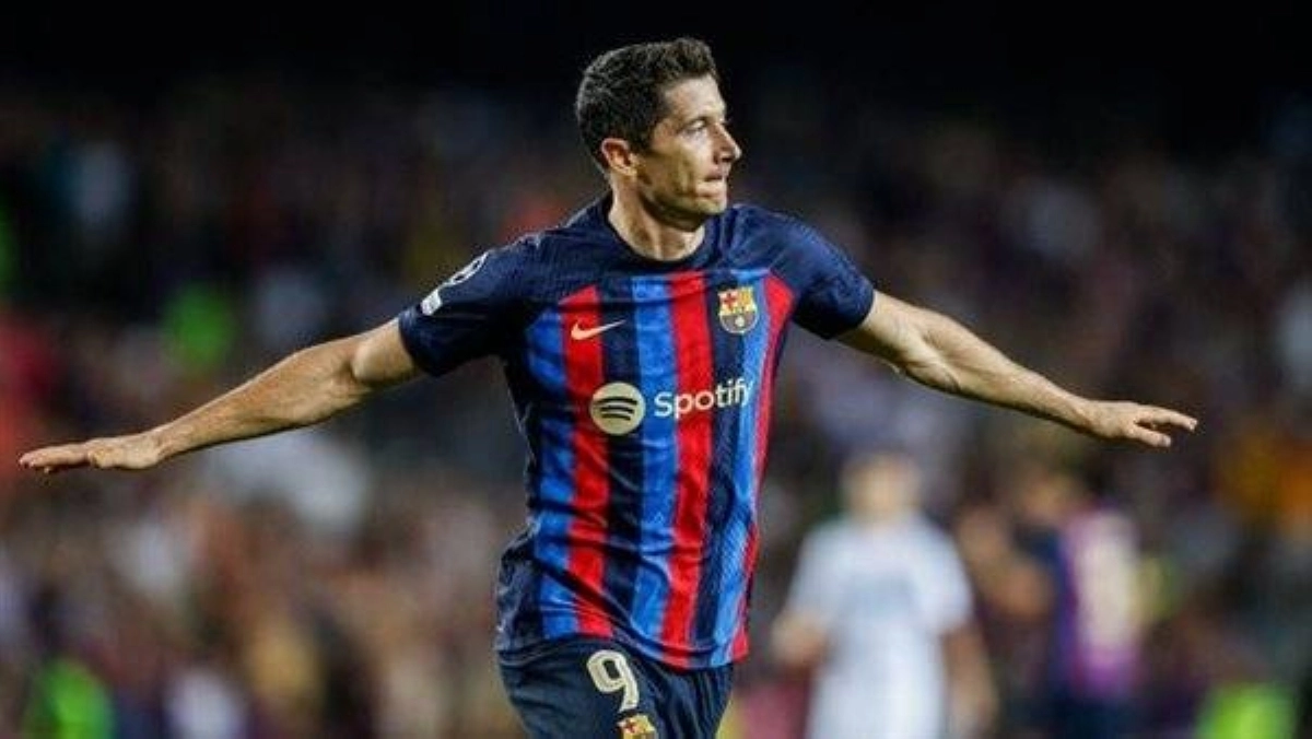 

ليفاندوفسكي