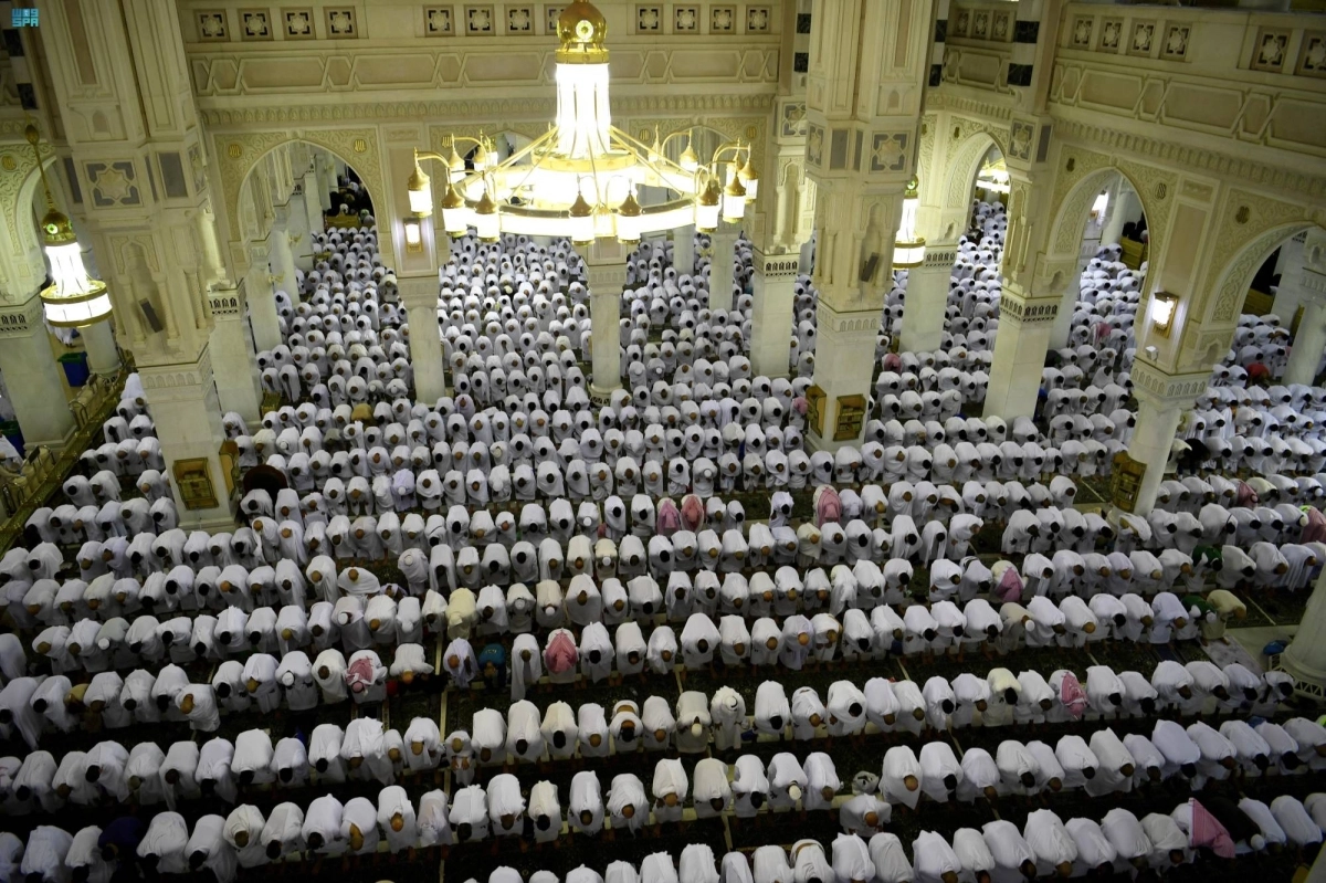 تفاصيل هندسية مستمدة من التراث الإسلامي بالمسجد الحرام