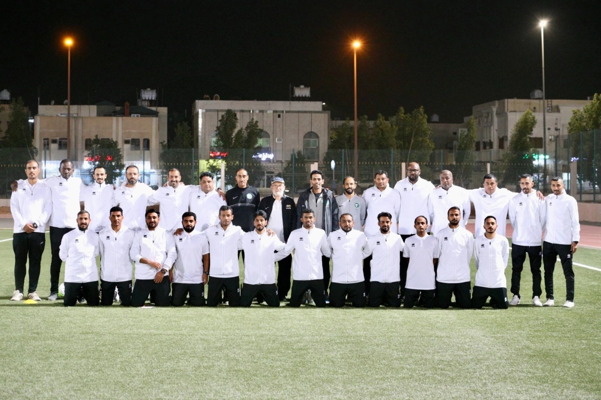 

جماعية لمحاضري دورة الرخصة الآسيوية 