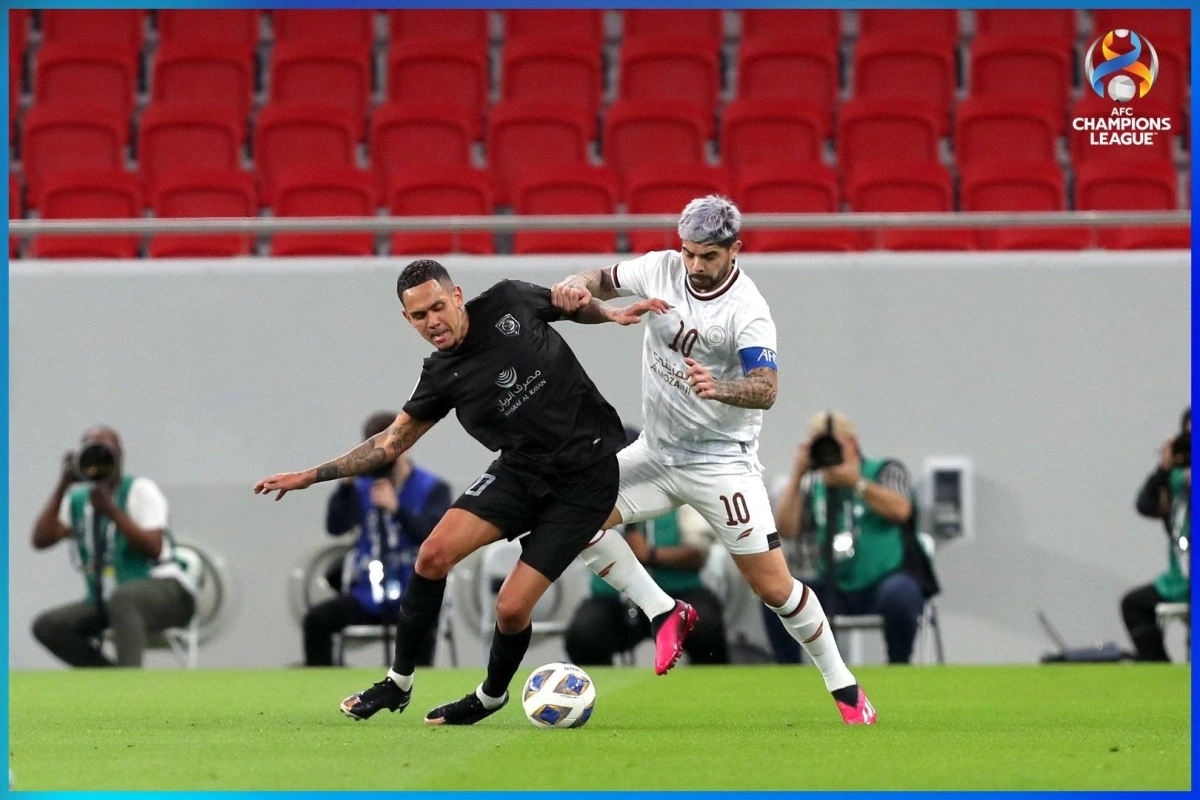 

جانب من مباراة الشباب والدحيل