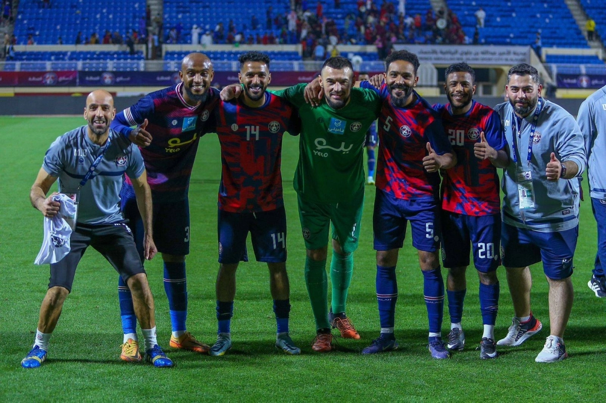 دفاع العداله يحتفل بالفوز