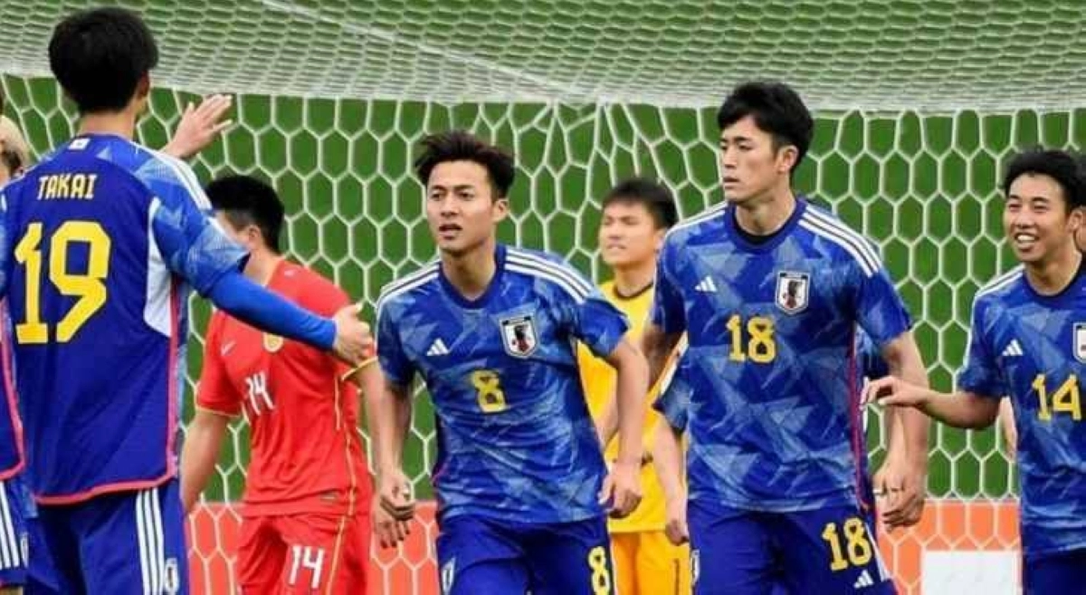 من مباراة اليابان والصين 